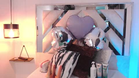 Snapshot of sofy_bonnet chatting on 2, 2, 2026 online show from 2, 2, 2026