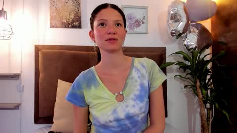 Snapshot of sofy_bonnet chatting on 20, 2, 2026 online show from 20, 2, 2026