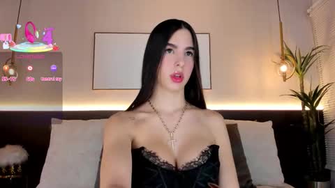 Snapshot of solavelar chatting on 20, 10, 2025 Sol Avelar online show from 20, 10, 2025