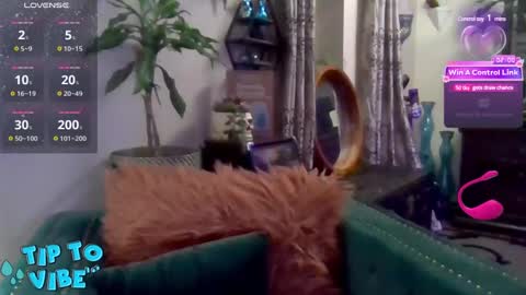 solesticia online show from 6, 1, 2025