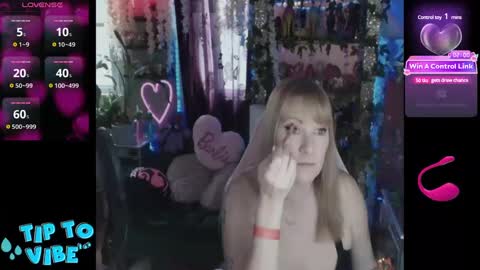 solesticia online show from 27, 2, 2025