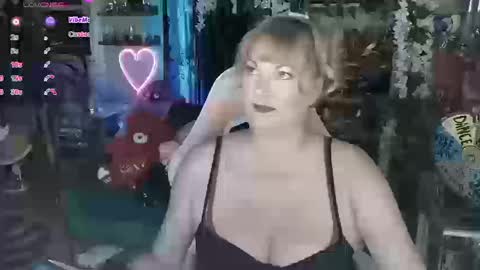 solesticia online show from 12, 10, 2025