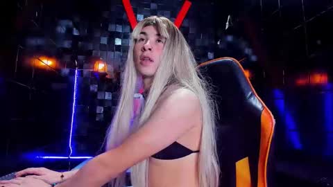 Sol Hiltton online show from 25, 4, 2026