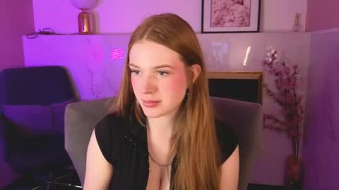 Snapshot of sollarkristy chatting on 5, 5, 2026 sollarkristy online show from 5, 5, 2026