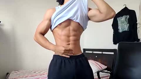 Snapshot of solorizo chatting on 11, 3, 2026 Hi Im Weller Check my Bio online show from 11, 3, 2026