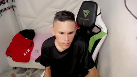 ESTEBAN online show from 18, 5, 2026