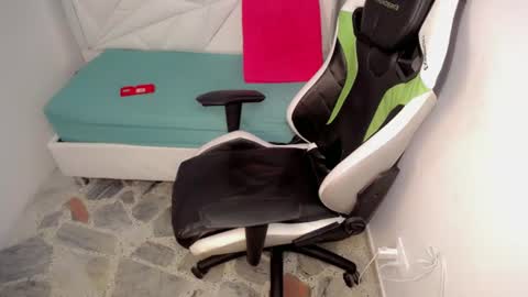 ESTEBAN online show from 10, 6, 2026