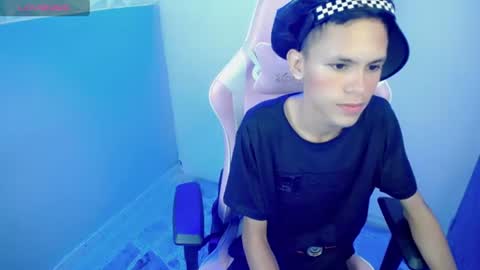 ESTEBAN online show from 15, 6, 2026