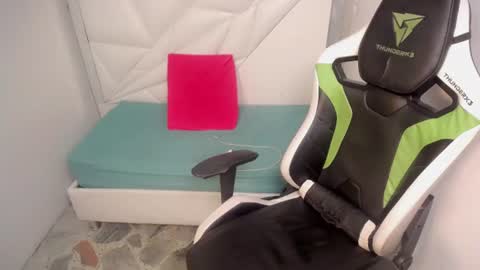 ESTEBAN online show from 2, 7, 2026