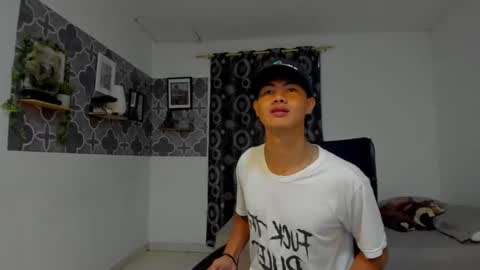 son_hades online show from 15, 1, 2026