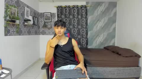 son_hades online show from 23, 2, 2026