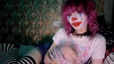 sonastrumpf online show from 10, 7, 2026