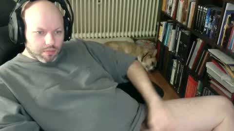 Tom online show from 3, 11, 2025