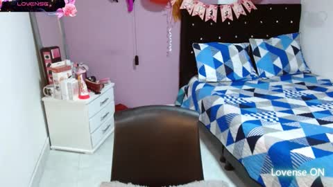 sonialatin69 online show from 20, 2, 2025