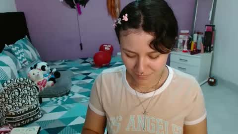 sonialatin69 online show from 10, 3, 2025