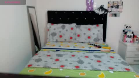 sonialatin69 online show from 11, 5, 2026