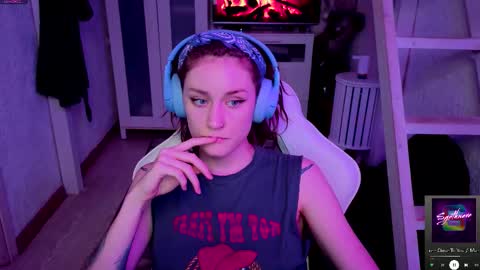 Snapshot of sonicsupergirl chatting on 8, 10, 2025 Rie online show from 8, 10, 2025