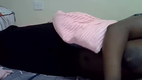 sonnia02 online show from 16, 12, 2025