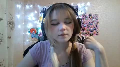 Mila online show from 3, 8, 2026