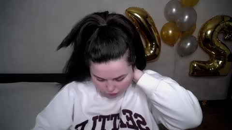 sophia__olsen online show from 28, 4, 2026