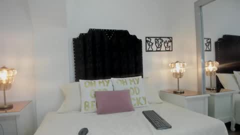 Snapshot of sophia_boods chatting on 11, 3, 2026 sophia boods online show from 11, 3, 2026