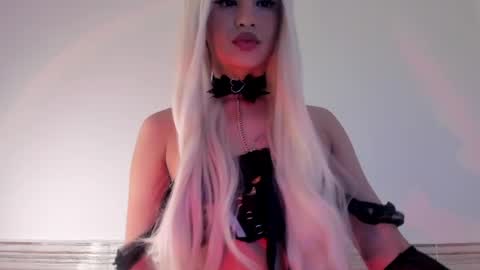 Sophia online show from 5, 4, 2026