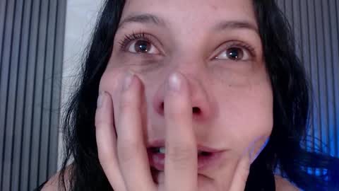 sophia hottie online show from 21, 10, 2025