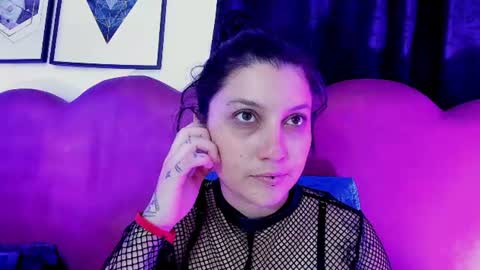 sophia hottie online show from 12, 7, 2026