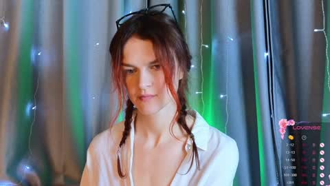 Sophia online show from 3, 2, 2025