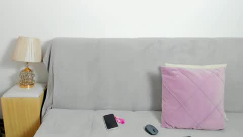 sophia CM online show from 3, 8, 2026