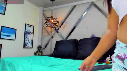 Sophia  Ostin online show from 2, 12, 2025