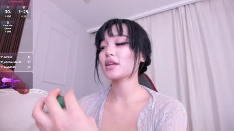 Snapshot of sophia_squirtits chatting on 18, 12, 2024 QUEEN OF SQUIRT online show from 18, 12, 2024