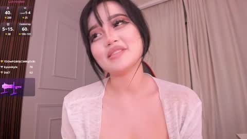 Snapshot of sophia_squirtits chatting on 2, 3, 2025 QUEEN OF SQUIRT online show from 2, 3, 2025