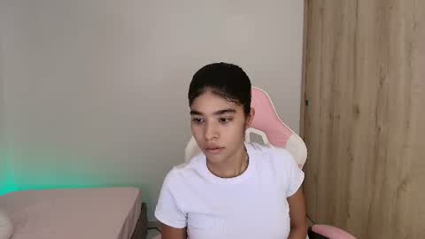 Sophia Storm online show from 25, 6, 2026
