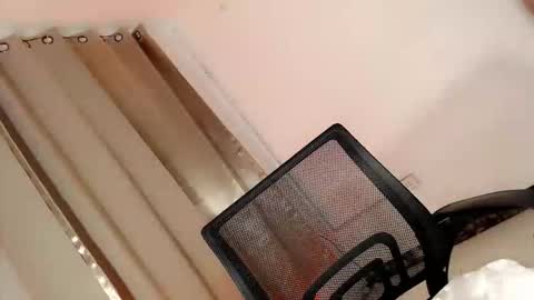sophia_walker18 online show from 4, 5, 2026
