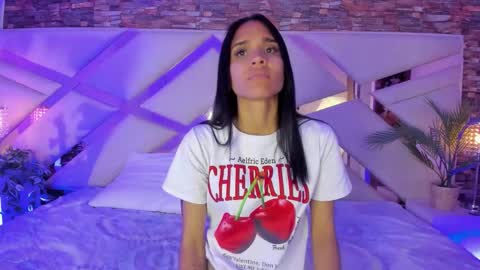 Sophia Paris online show from 18, 1, 2026