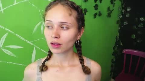 sophiamiller6 online show from 5, 8, 2026