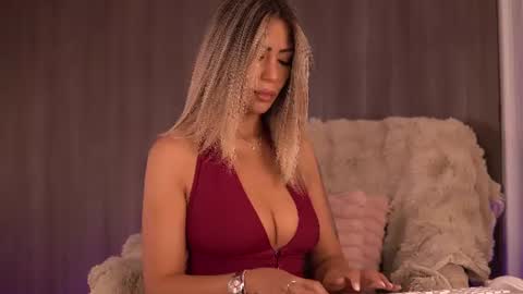 Sophie online show from 29, 6, 2026