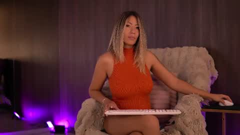 Sophie online show from 23, 7, 2026