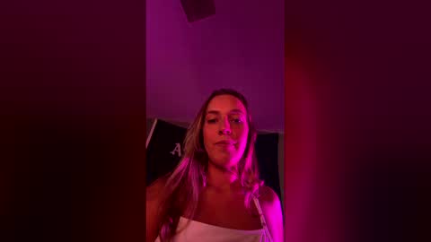 Snapshot of sophiasaintxo chatting on 25, 5, 2026 sophiasaintxo online show from 25, 5, 2026