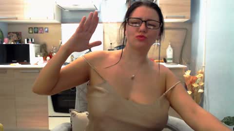 Sophia online show from 25, 1, 2025