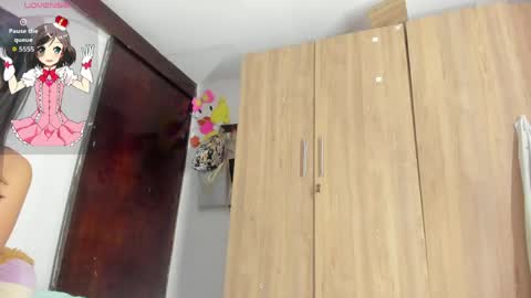 sophie_bunny01 online show from 8, 5, 2026