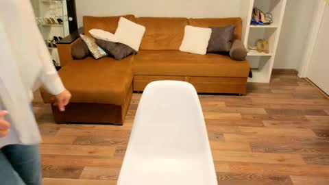 Sophie online show from 17, 12, 2025