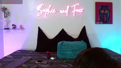 SOPHIE - FOXX online show from 8, 4, 2026