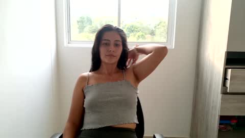 Snapshot of sophie_foxxx chatting on 27, 1, 2025 Sophie online show from 27, 1, 2025