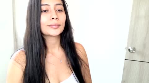 Snapshot of sophie_foxxx chatting on 4, 2, 2025 Sophie online show from 4, 2, 2025