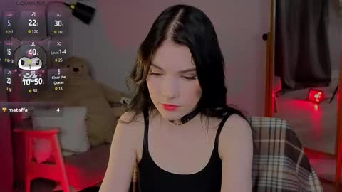 sophie_nomenal_ online show from 9, 10, 2025