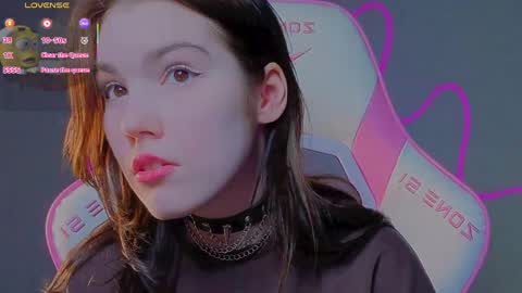 sophie_nomenal_ online show from 12, 5, 2026