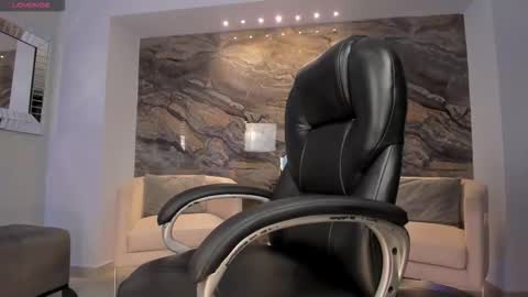 Sophie online show from 13, 11, 2025