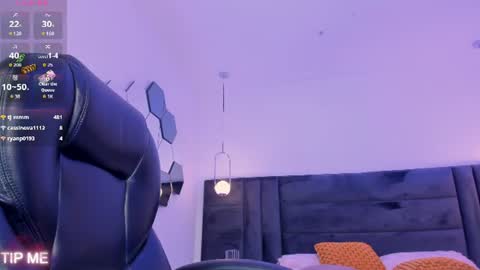 Snapshot of sophiebarnett_ chatting on 23, 7, 2026 Sophie online show from 23, 7, 2026